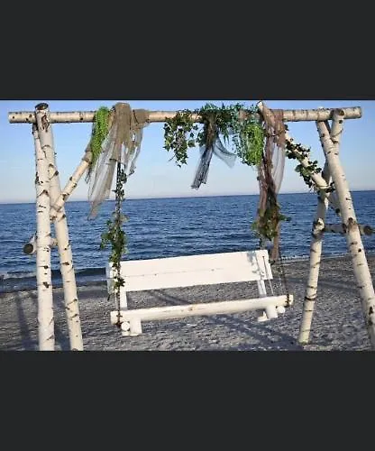 Elenys 아파트 에포리수드